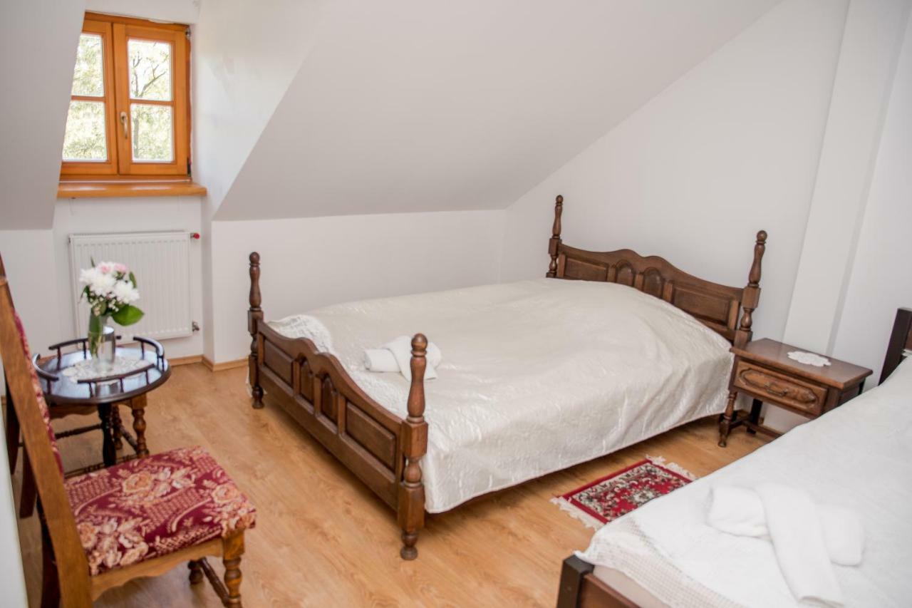 Hotel Dwor Woskrzenice à Biała Podlaska Extérieur photo