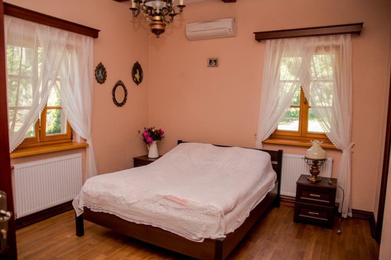 Hotel Dwor Woskrzenice à Biała Podlaska Extérieur photo