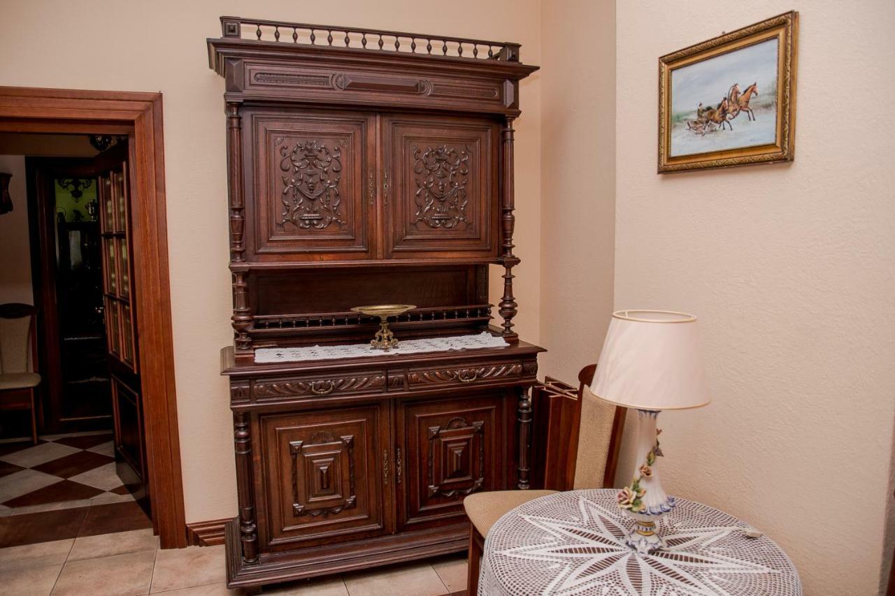 Hotel Dwor Woskrzenice à Biała Podlaska Extérieur photo